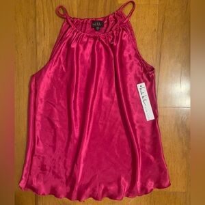 🩷”Nicole Miller” Silky Satin Blouse